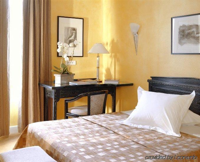 Hotel Restaurant Napoleon Fontainebleau Pokój zdjęcie
