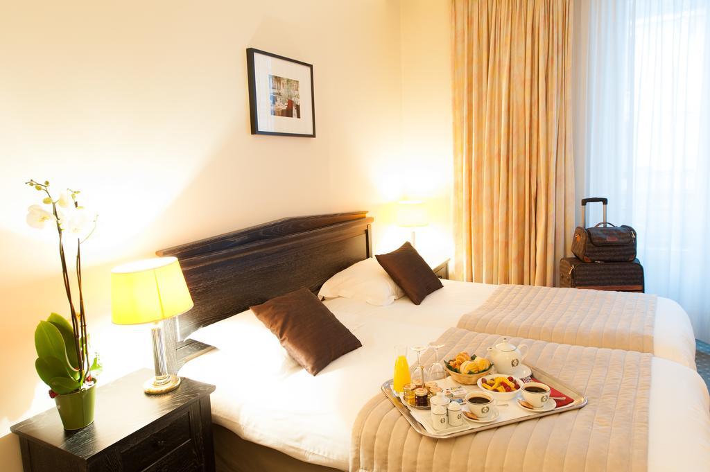 Hotel Restaurant Napoleon Fontainebleau Zewnętrze zdjęcie
